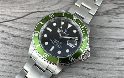 lunette verde rolex|One Kermit, Two Green Variations on the Rolex .